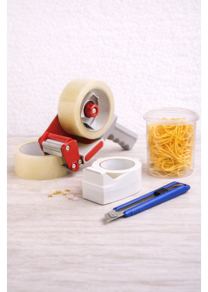 IEPAKOŠANAS INSTRUMENTI UN PIEDERUMI