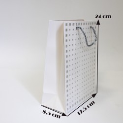 Dāvanu maiss ar virves rokturiem 18*24*8,5 cm, 12gab.