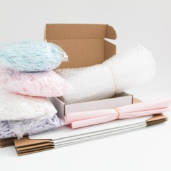 Ready to ship packing set for Online Order: boxes 25*20*5cm.,5pcs.+bubble film 1m.+courier bags 5pcs.+filler 2pack.