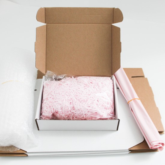 Ready to ship packing set for Online Order: boxes 20*15*5cm., 5pcs.+bubble film 1m., +courier bags 5pcs., +filler 2pack.