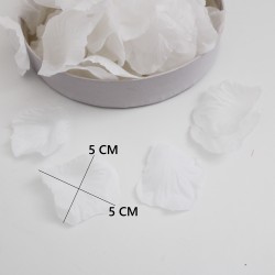 Dekoratīvas rožu ziedlapiņas white, 100 gab.