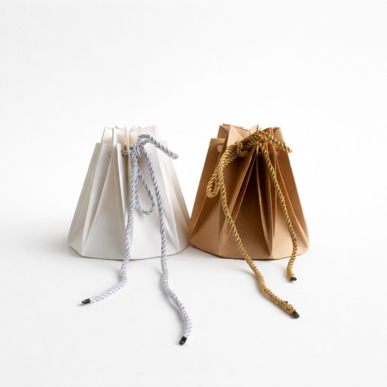 Aqua box ziediem 12×13 cm kraft+white,10 gab.