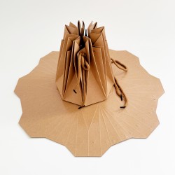 AQUA BOX vienreizēja ziedu vāze 12*14cm , kraft, 10gab.