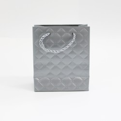Бумажный подарочный пакет 8,5*17,5*24cm, 1шт.