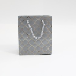 Бумажный подарочный пакет 8,5*17,5*24cm, 1шт.