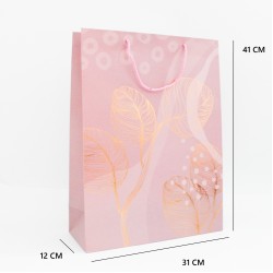 Dāvanu maisiņš ar ģeometrisku apdruku un virves rokturiem, 31×41×12 cm, 1 gab. Dāvanu maisiņš ar ģeometrisku apdruku un virves rokturiem, 31×41×12 cm, 1 gab.