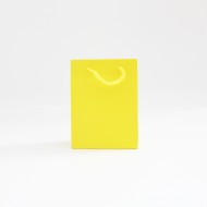 Papīra dāvanu maiss ar virves rokturiem  6.5*12*16cm , 1 gab, yellow