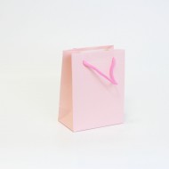 Papīra dāvanu maiss ar virves rokturiem 8*14*18cm 1gab.