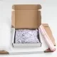 Viss sūtīšanai vienā komplektā: kastes 25*20*5cm 5gab., +burbuļplēve 1m.,+kurjera maisi 5gab., +papīra skaidas 2 iep.